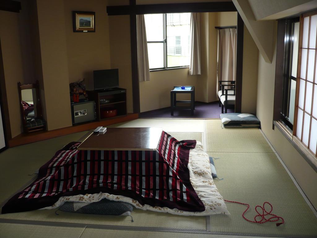 Oyado Nozawaya Hotell Exteriör bild